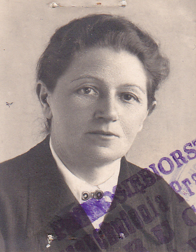 Anna Miąsek (1904 - 1992), wieloletnia kioskarka w przedsiębiorstwie Ruch, w Milanówku